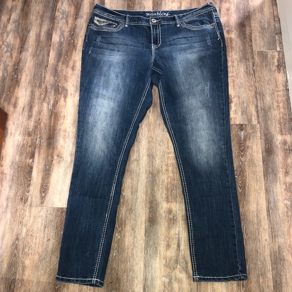 Maurices distressed skinny jeans Size XL - Picture 2 of 7